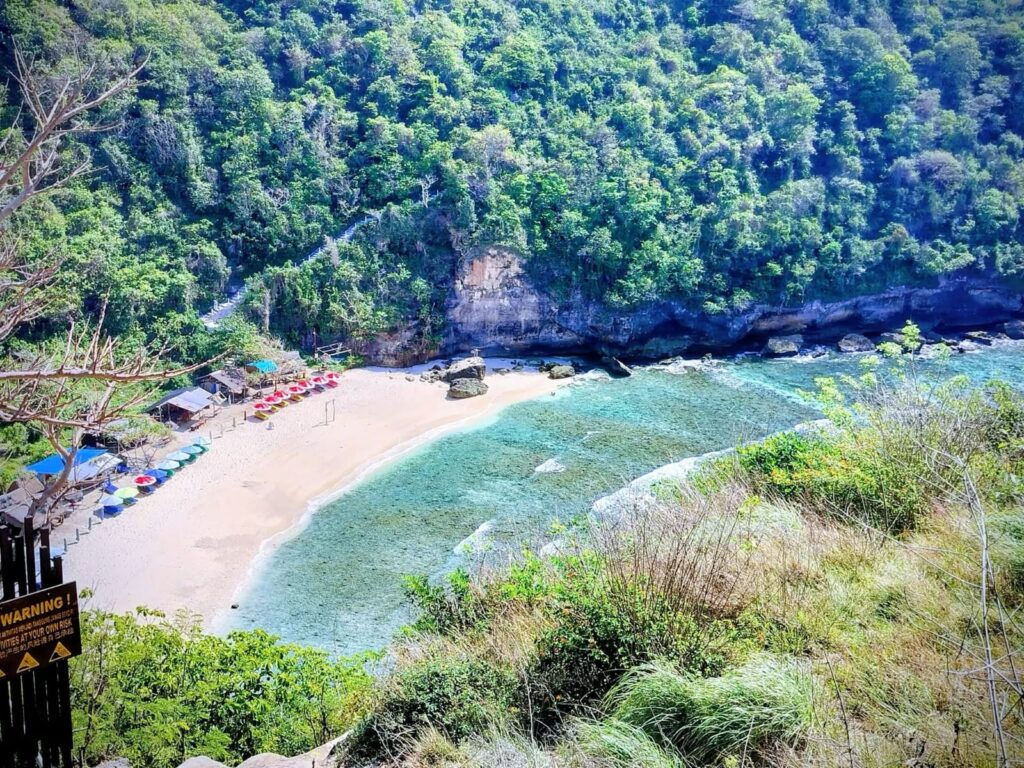 আতু বীচ